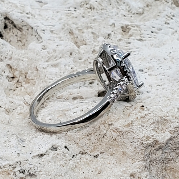 Gorgeous CZ Ring New Sizes 6 and 8 only - Picture 6 of 6